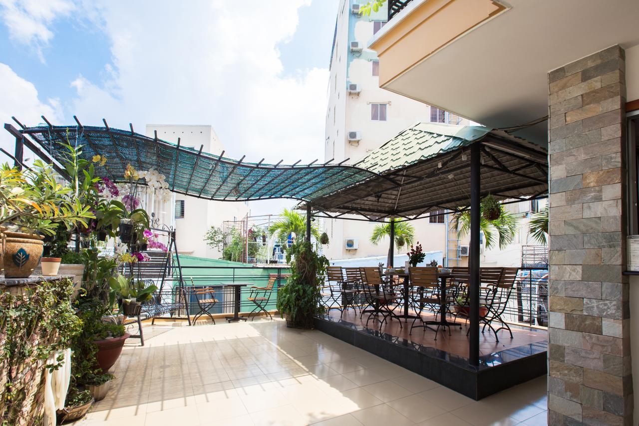 Ngoc Minh Hotel Хошимин Екстериор снимка