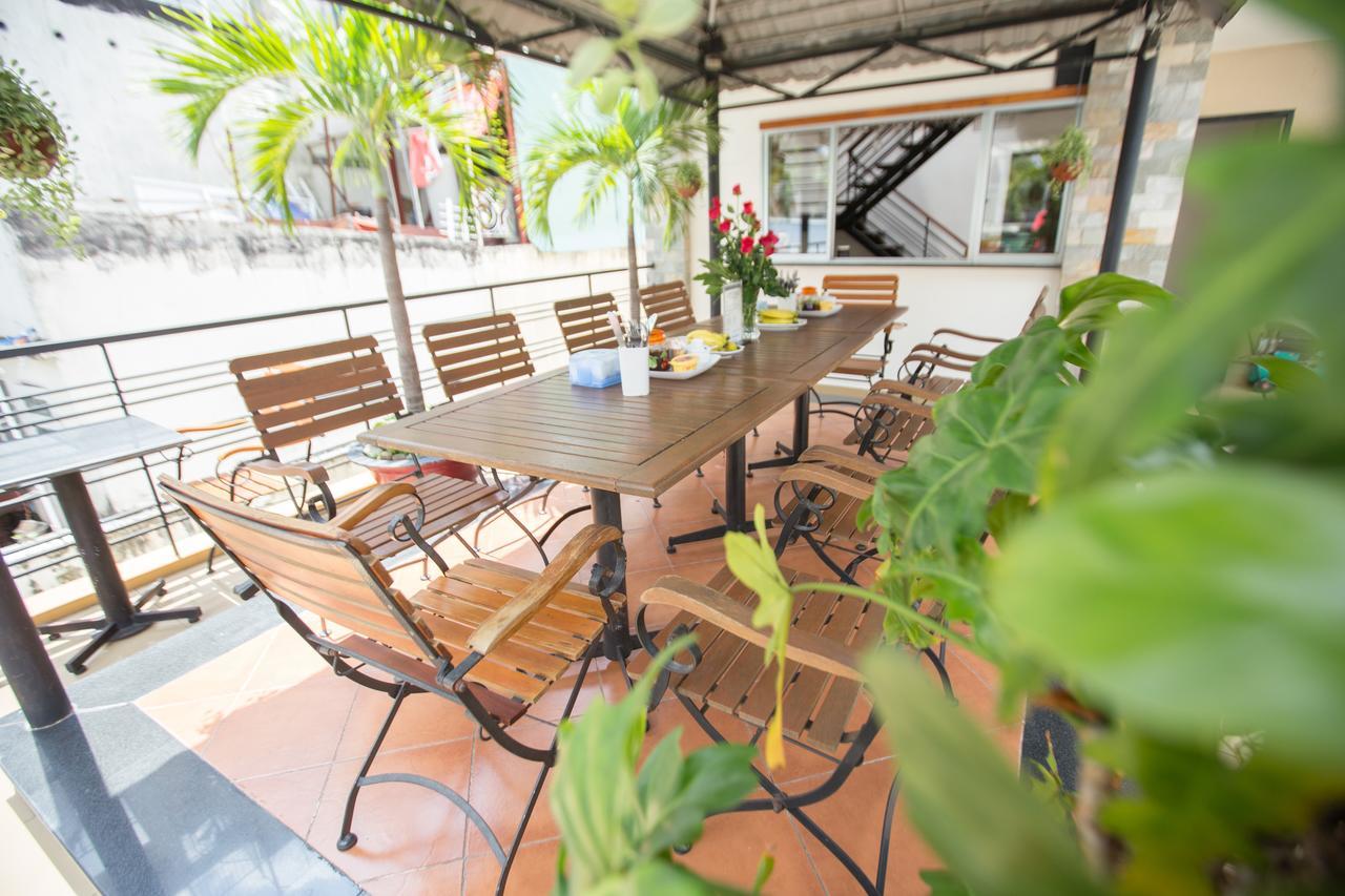Ngoc Minh Hotel Хошимин Екстериор снимка