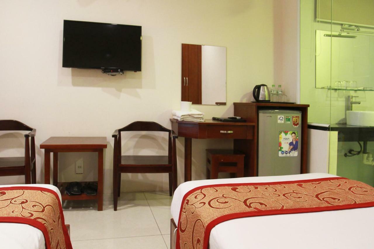 Ngoc Minh Hotel Хошимин Екстериор снимка
