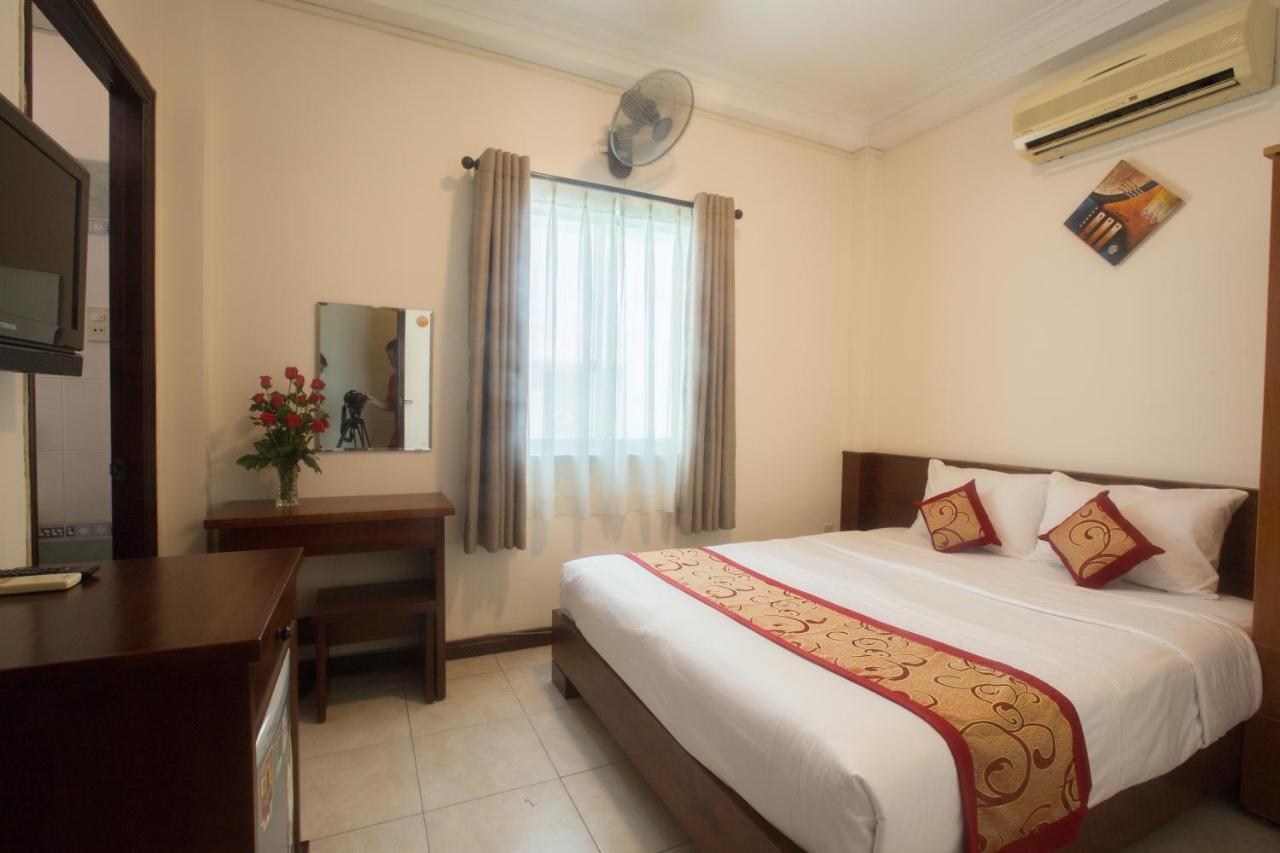Ngoc Minh Hotel Хошимин Екстериор снимка